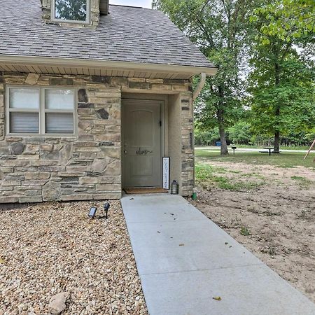 The Cozy Cottage With Lake Taneycomo Access! Branson Exteriör bild