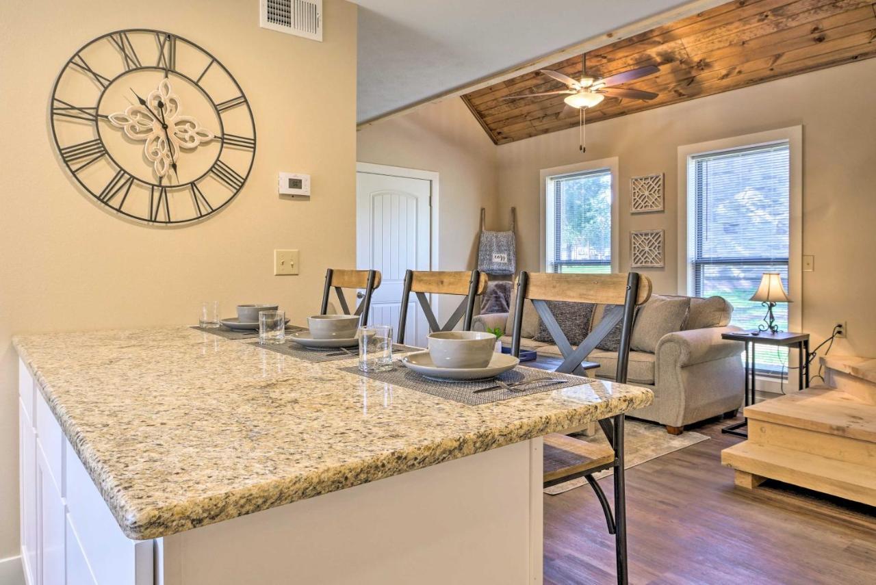 The Cozy Cottage With Lake Taneycomo Access! Branson Exteriör bild