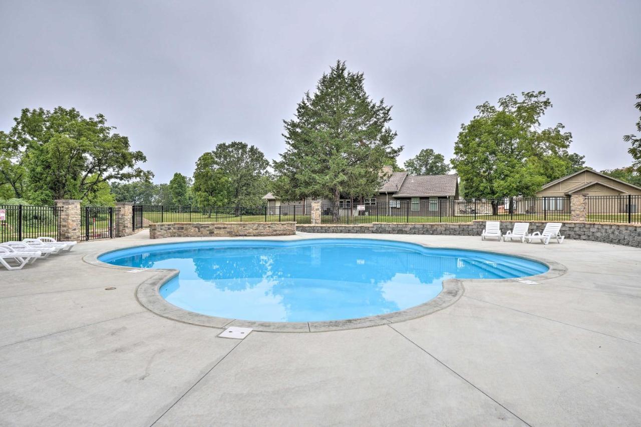 The Cozy Cottage With Lake Taneycomo Access! Branson Exteriör bild